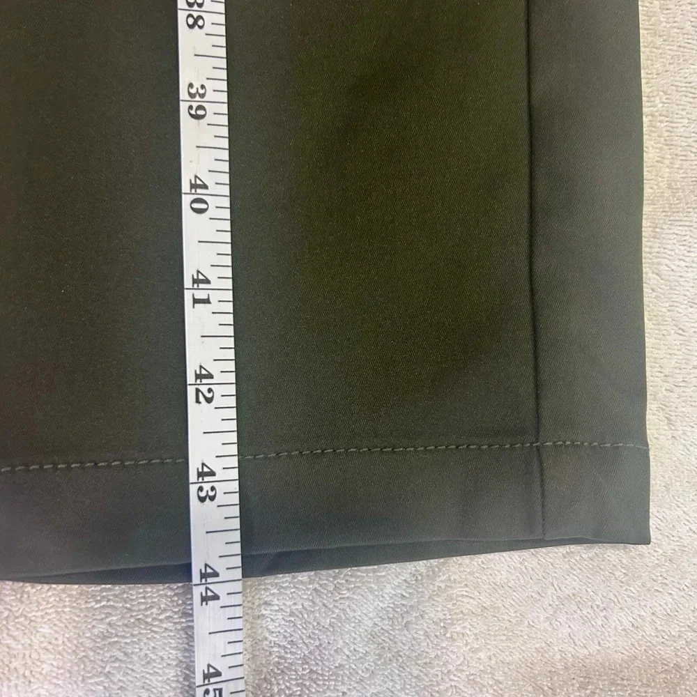 “Vintage 1946” Men's Dark Green/Khaki Modern Fit Performance Chinos w/ Pockets